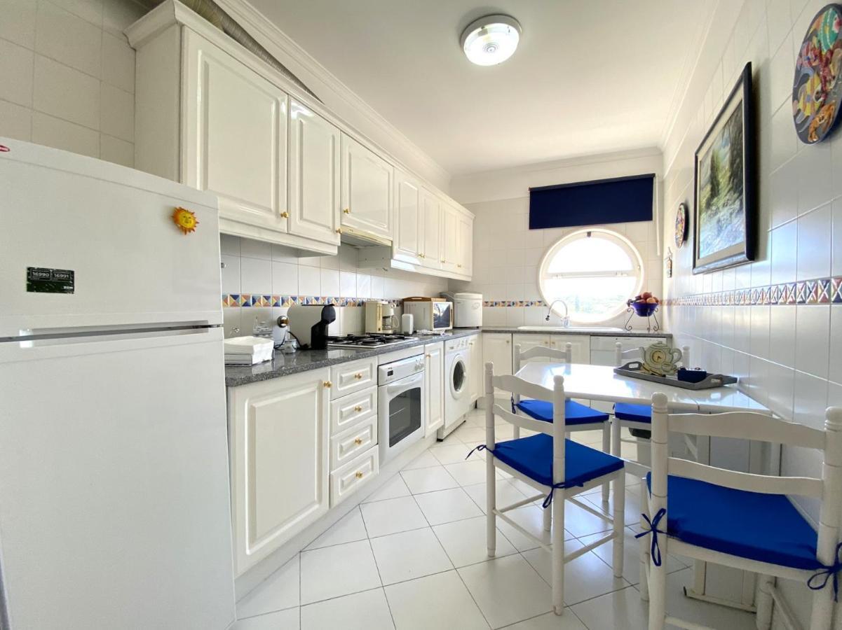 Vilamoura Central 6 With Pool By Homing Exterior photo